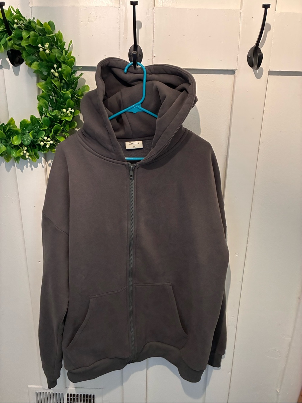 Comfrt Travel Essentials Zip Hoodie - Charcoal Grey